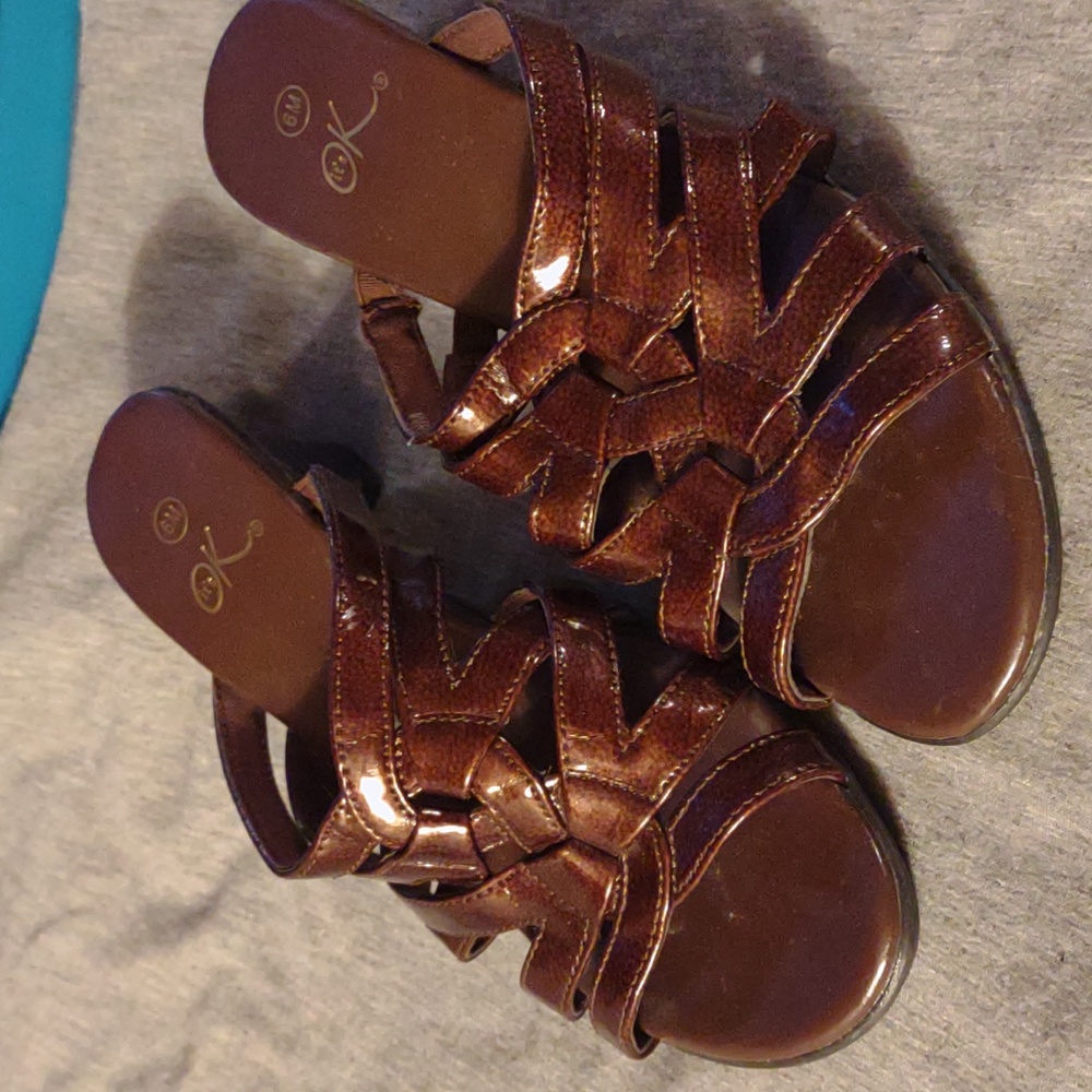 Women's It's Ok heels sz 6M NWOT